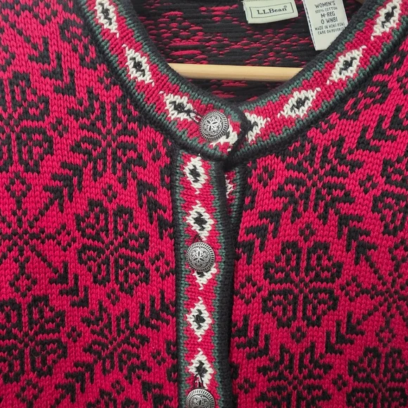 L.L. Bean Black and Red Knit Sweater - Picture 12 of 15